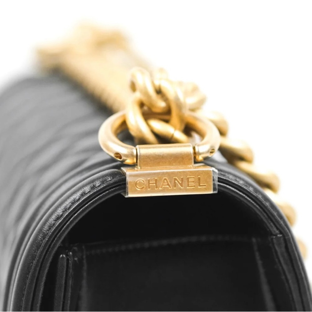 CHANEL Black and Gold Lambskin Boy Bag - Picture 10 of 15